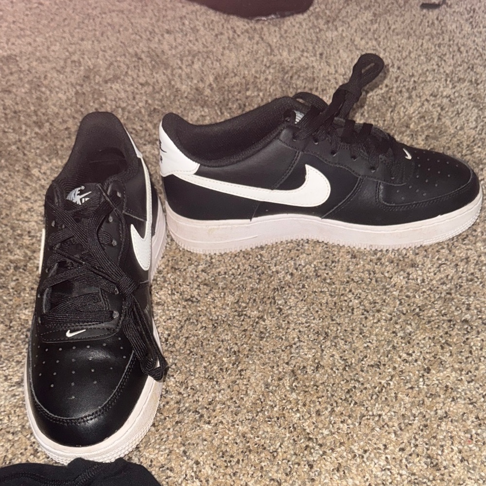 Nike Air-Force 1 EUC - Picture 6 of 6